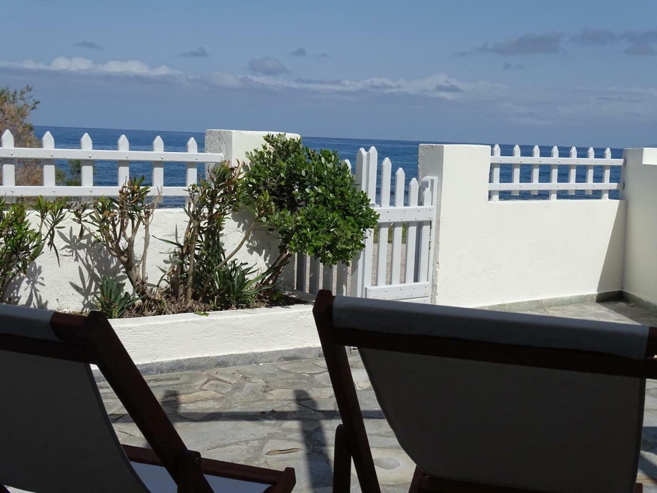 Nama Beach House Monolithos  Exterior photo