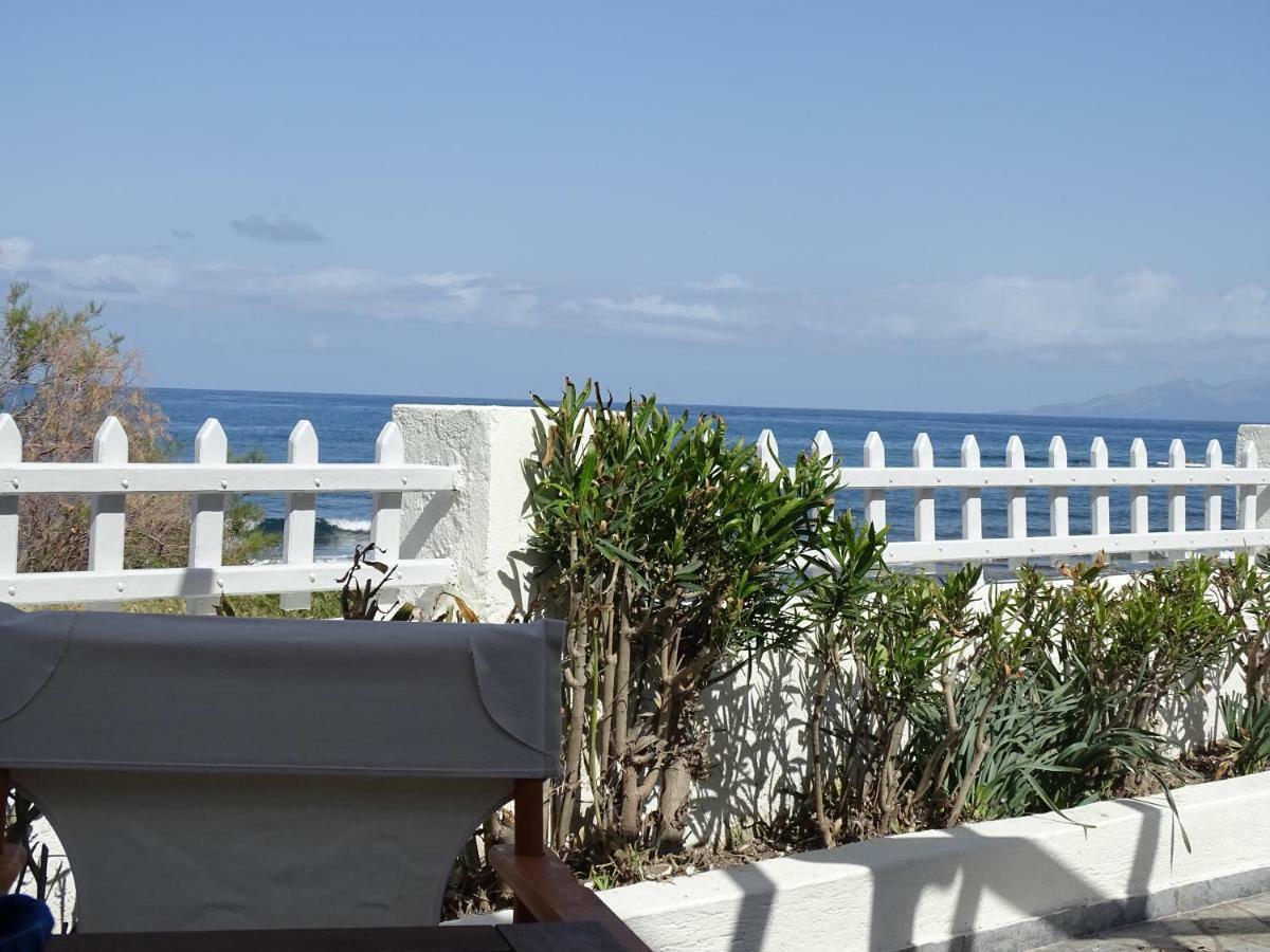 Nama Beach House Monolithos  Exterior photo